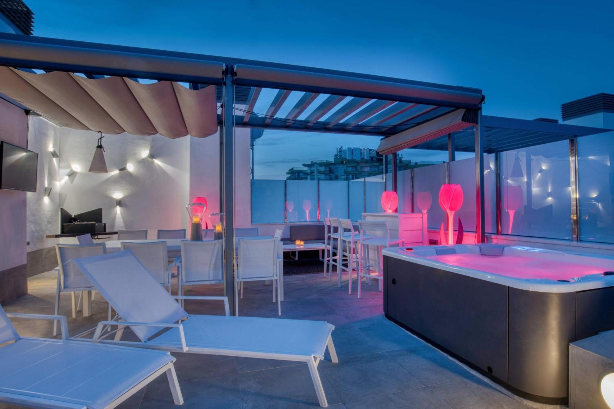 Penthouse On The First Line Apartment ปลาตจาดาโร ภายนอก รูปภาพ